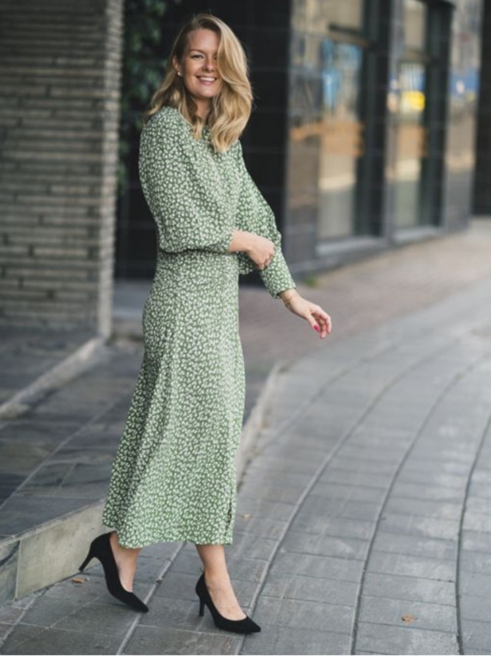 ByTimo Dress Autumn Ruched Button Shirt Midi in Apple Green Floral